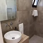 Lagos Beach Apartment *